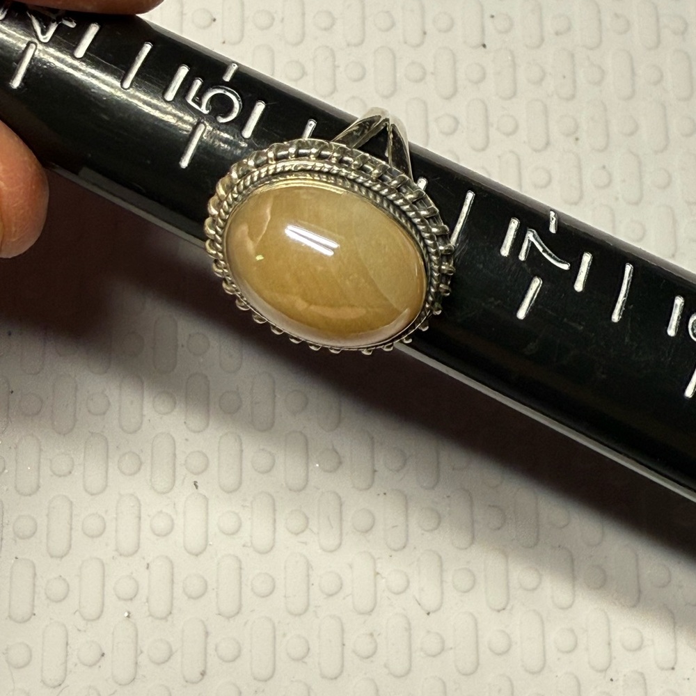 48.)Elegant Silver and moonstone/ yellow jasper? Size in photos